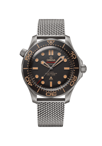 Omega Seamaster Diver 300M Omega Co-Axial Master Chronometer 42 mm 007 Edition 210.90.42.20.01.001 bei Juwelier Mayrhofer in Linz