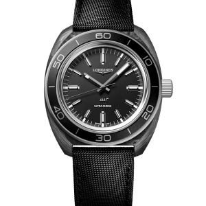 Longines Heritage Longines Ultra-Chron Carbon L2.839.4.52.2 bei Juwelier Mayrhofer in Linz