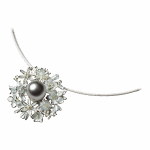 Ehinger Schwarz Collier mit Anhänger bei Juwelier Mayrhofer in Linz