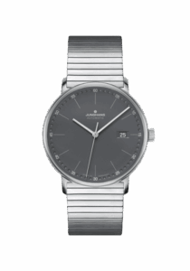 Junghans Form A 027/4833.44 bei Juwelier Mayrhofer in Linz
