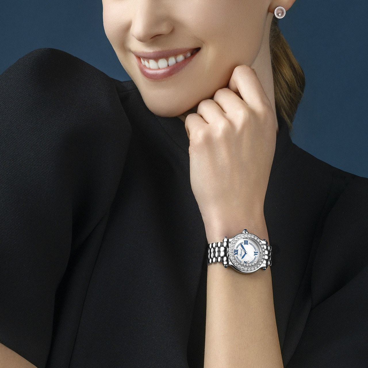 Chopard Happy Sport The First am Handgelenk – Edelstahl mit tanzenden Diamanten